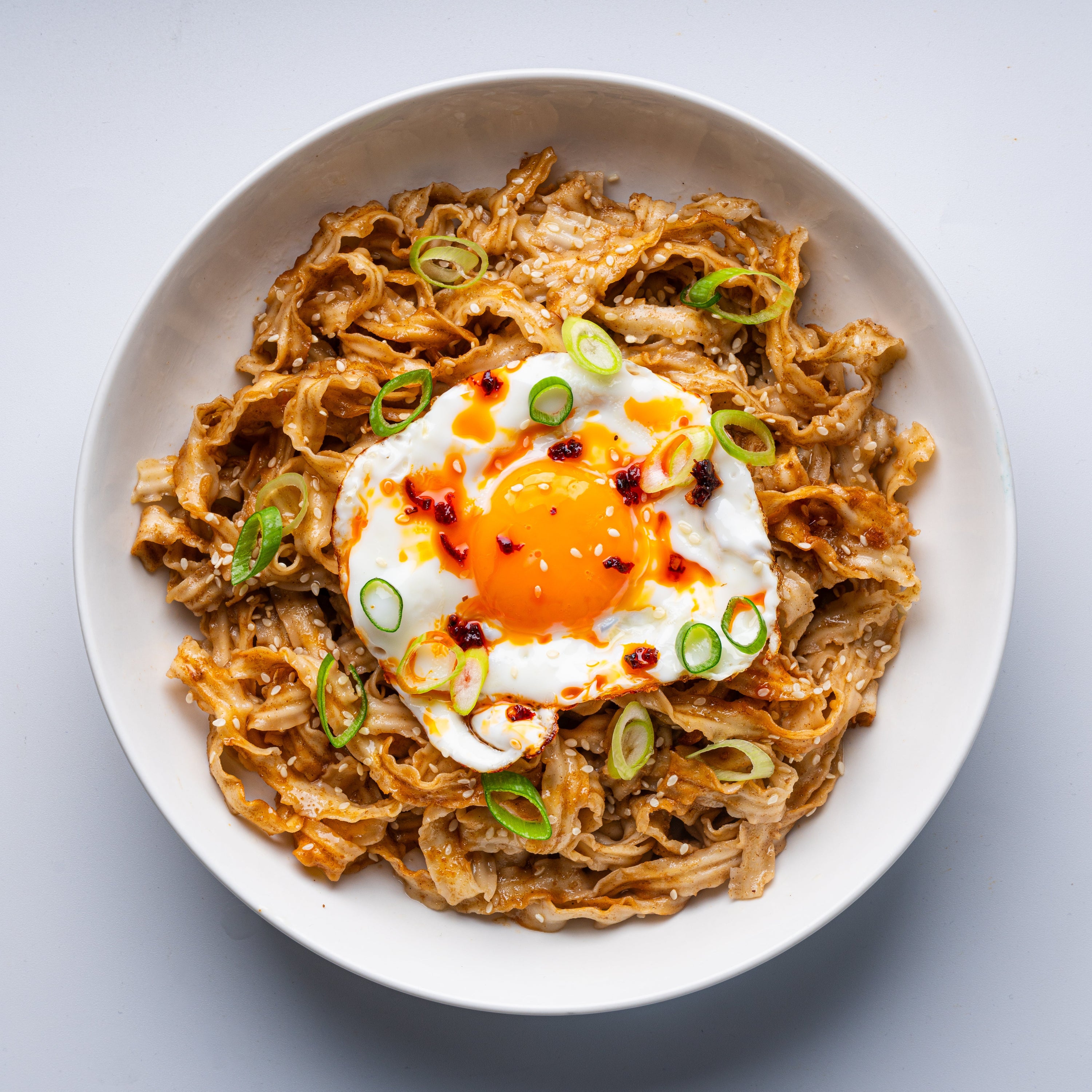 Creamy Sesame & Soy Chilli Oil Infused Noodles🍜
